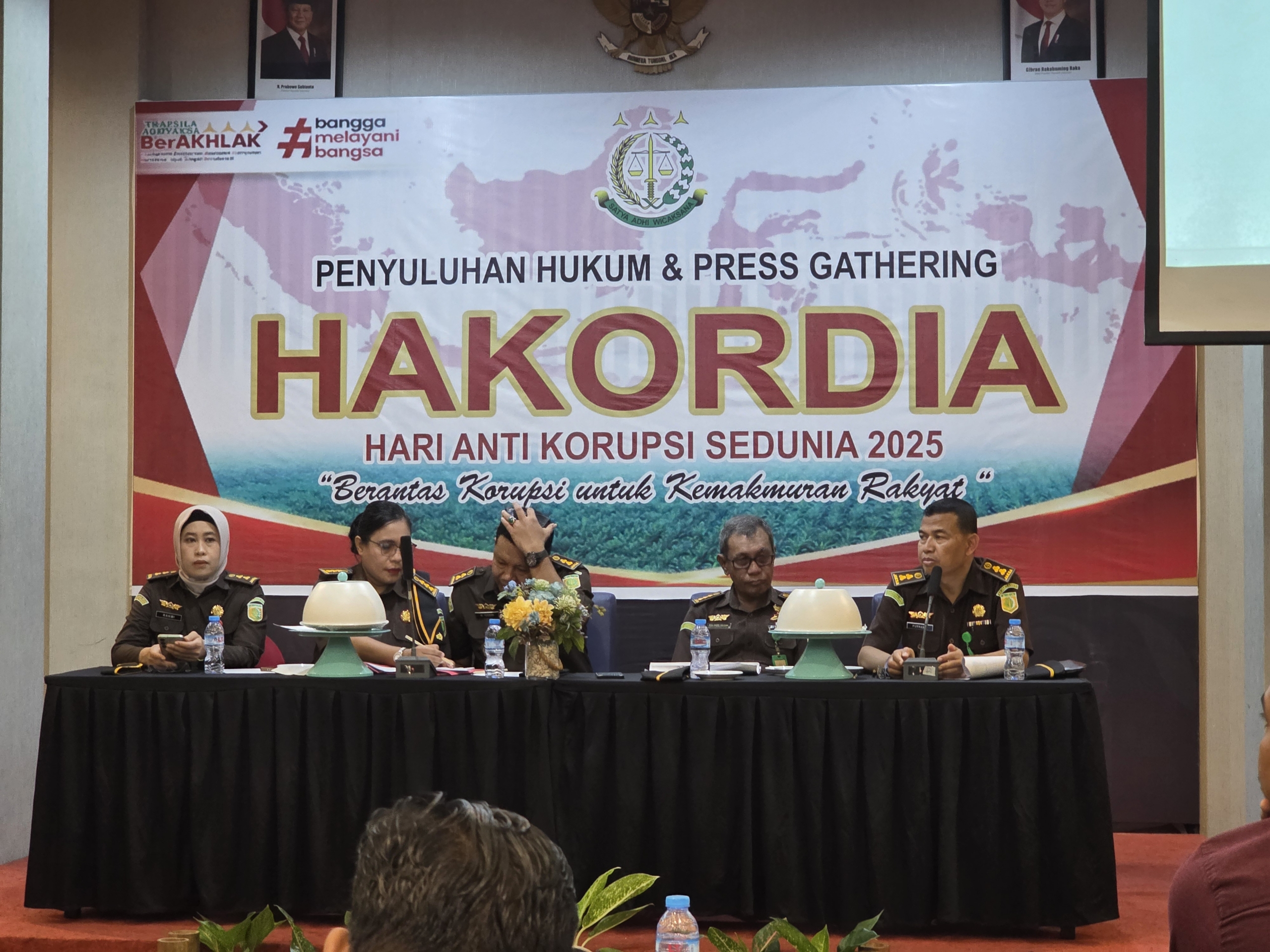 Kejati Sultra Gelar Penyuluhan Hukum dan Press Gathering Peringatan HAKORDIA 2025