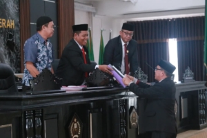 DPRD Konawe Gelar Paripurna Hasil Reses, I Made Asmaya Tekankan Realisasi Pokir untuk Masyarakat